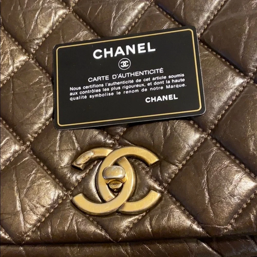 CHANEL classic quilted